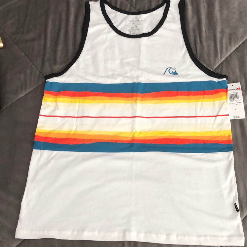 Quicksilver tank.  Men’s size small.